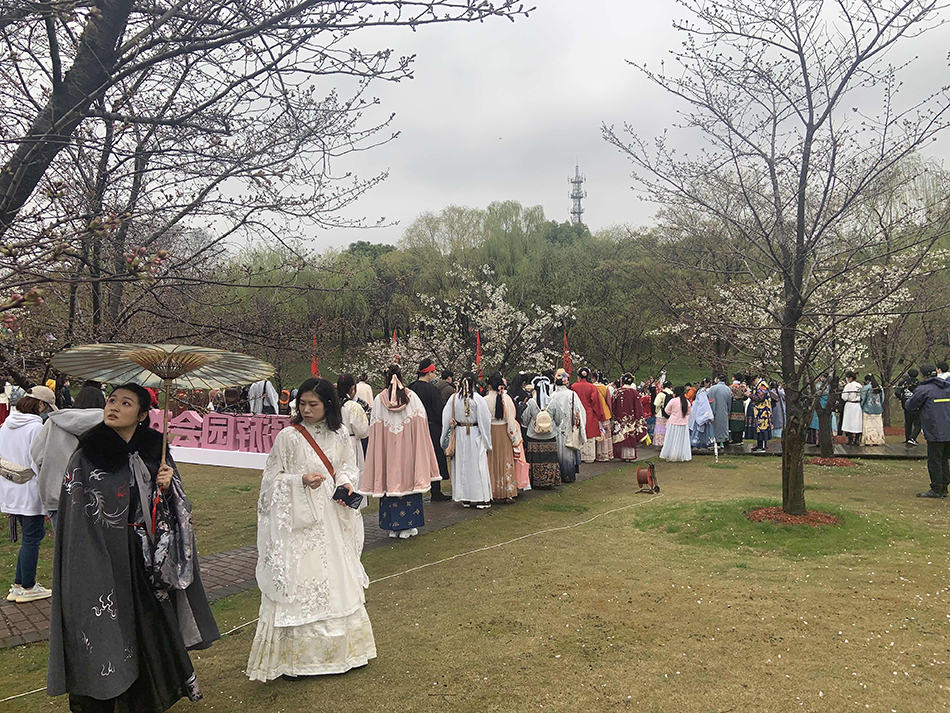 着汉服共赴花朝节2021上海樱花节汉服游园会如期而至
