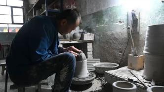 一家三代“陶瓷人”，想让传统艺术被更多人看见