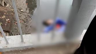 广东汕头一小学门口水沟发现一具尸体，警方正确认死者身份