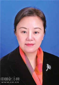 曹清尧任重庆市委宣传部常务副部长，卢红任荣昌区委书记
