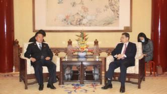 吴江浩会见朝鲜新任驻华大使李龙男，双方就中朝关系交换意见