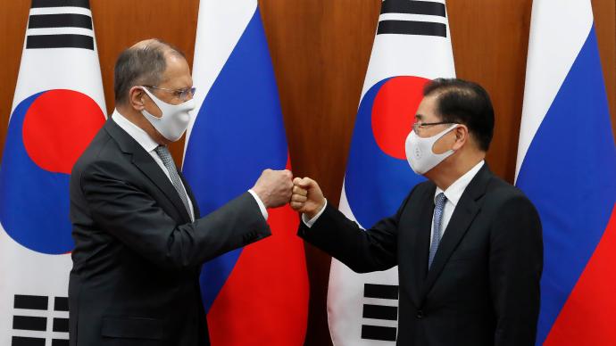韩俄外长在首尔会晤谈朝鲜半岛局势