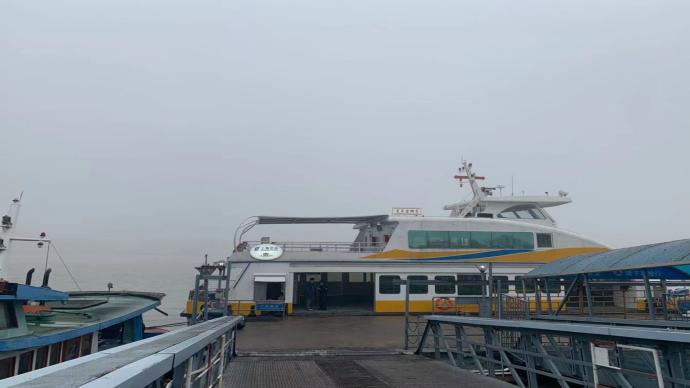 大霧來襲,上海部分客輪停航,1600輛非機動車隧道過江