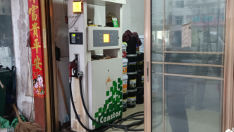 澎湃暗访湖北监利黑加油点续：警方当日抓获违法人员8人