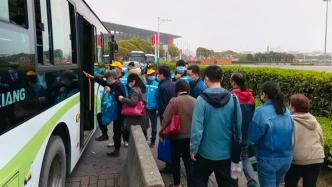 上海扫墓公交短驳客流较上周增两成，未出现滞留现象
