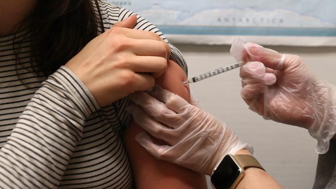 西班牙专家：案例显示孕妇接种新冠疫苗可助新生儿获得免疫