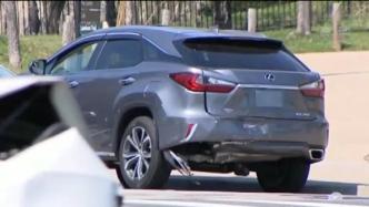 美國(guó)一司機(jī)因路怒朝他車開槍，致一嬰兒頭部受重傷