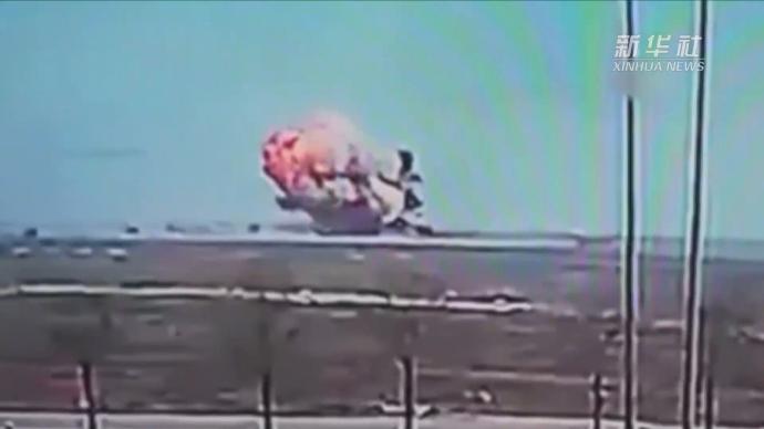 土耳其一架特技飞行表演队军机坠毁，一名飞行员遇难