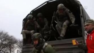 俄罗斯军队在俄乌边境举行军事演习