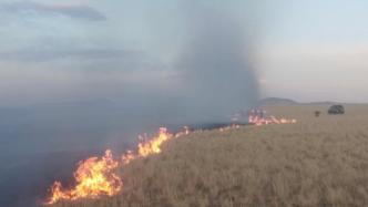 蒙古国草原大火蔓延至中国境内