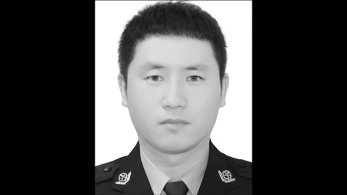 新疆32岁辅警执勤时因身体不适牺牲