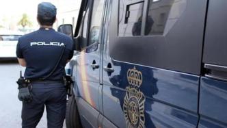 涉嫌蓄意传播新冠病毒致22人感染，西班牙一男子被捕