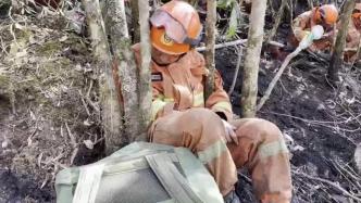 冕宁火场连续作战六日，森林消防指战员的睡姿让人心疼