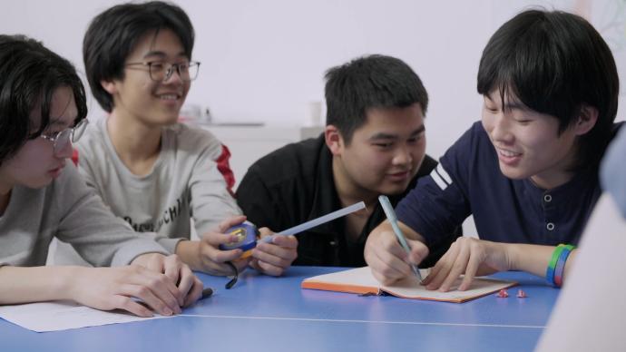 打工少年“回炉”进行时