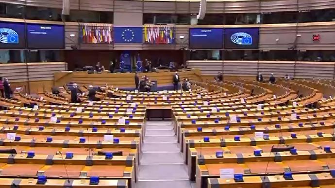 歐洲議會審議英歐貿易與合作協議草案,贊成票成主導趨勢