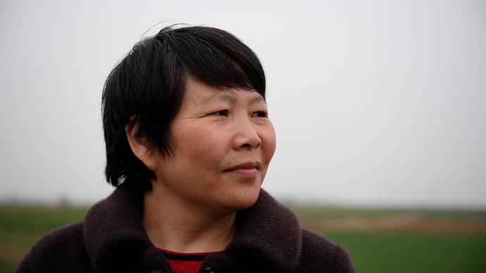 田埂上写诗的农妇韩仕梅，策划一场“离婚逃跑计划”