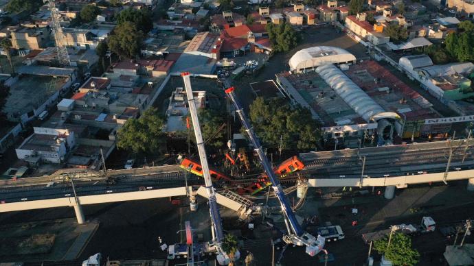 墨西哥高架轨道坍塌已致25死，总统承诺彻查