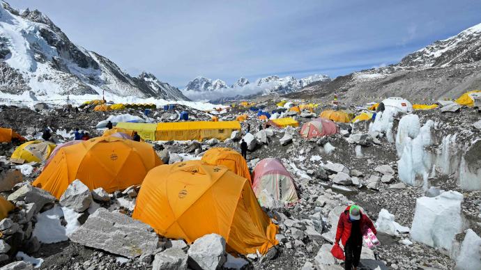 尼泊尔旅游局：截至5日珠峰大本营一切正常