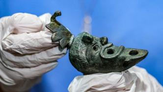 耶路撒冷发现公元一世纪铜油灯，外观形似人脸