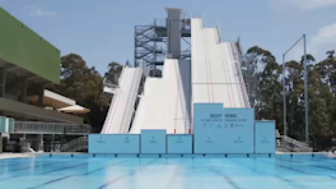 穿雪板跳水，澳大利亚运动员这样备战北京冬奥会