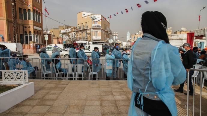 为防疫情蔓延，突尼斯9日起实施为期一周的全面封禁