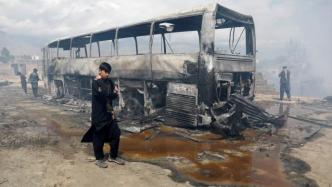 阿富汗再现炸弹袭击事件：一大巴被炸，25名乘客死伤