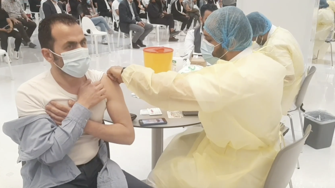 派遣疫苗接种流动小组，科威特拟为全国商场员工接种新冠疫苗