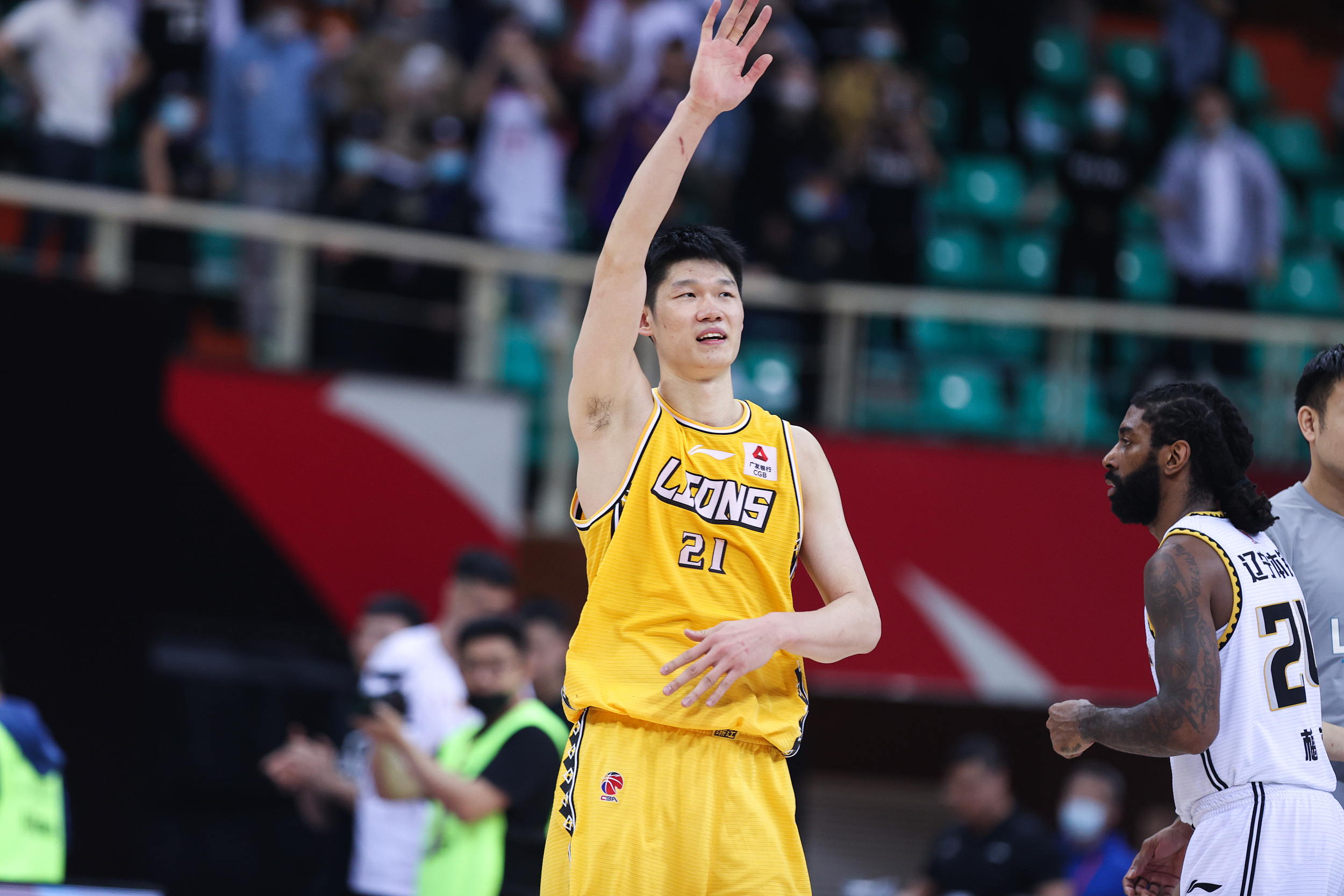 cba全明星内线胡金秋.