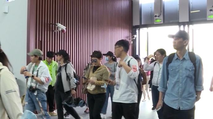 崇明花博丨网红场馆复兴馆35个室内展园迎来首批游客观展