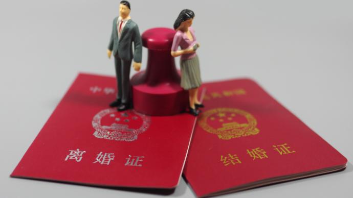 2020年上海办理结婚登记9.22万对,结婚率6.30‰