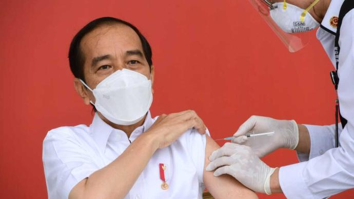 全球多国领导人带头接种中国新冠疫苗：这是战胜疫情的希望