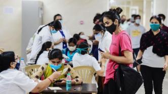印度孟买有限度“解封”，居民担忧疫情卷土重来