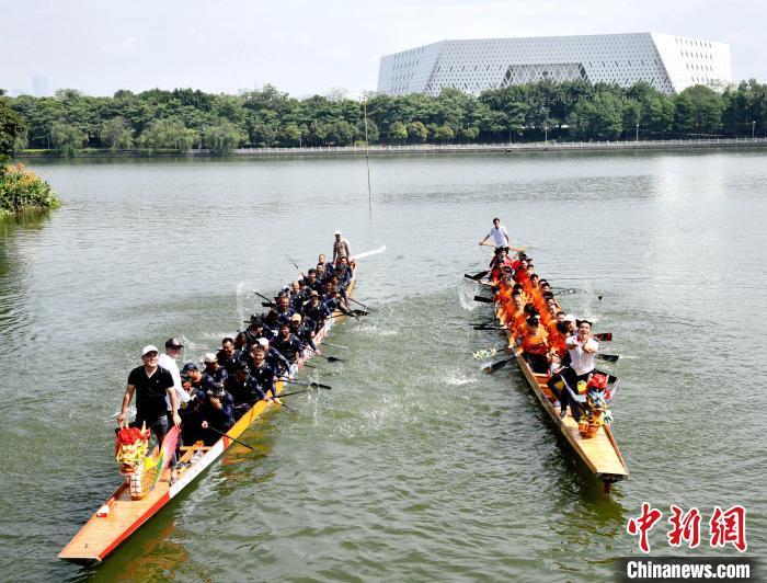 资料图:福州举行龙舟竞渡。林玮东 摄