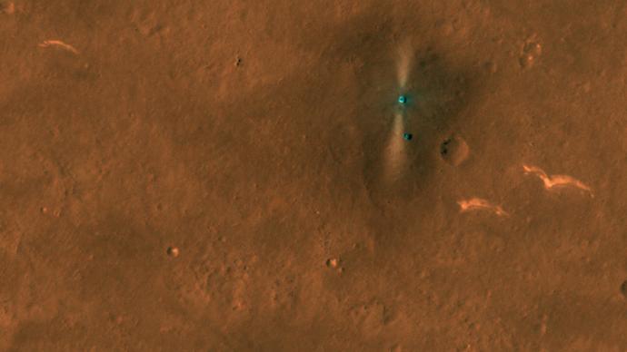 NASA镜头下的“祝融号”火星车是怎样的？