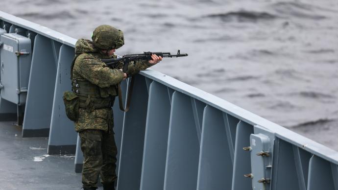 俄国防部：俄罗斯太平洋舰队举行大规模演习