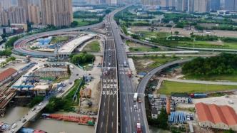 吴淞江G1503桥西半幅建成通车，计划明年6月底全线竣工