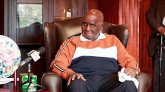赞比亚开国总统卡翁达在首都卢萨卡接受肺炎治疗
