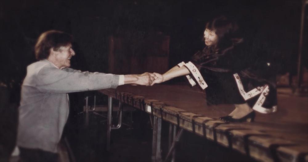 Margaret(右)、导师John Cage
