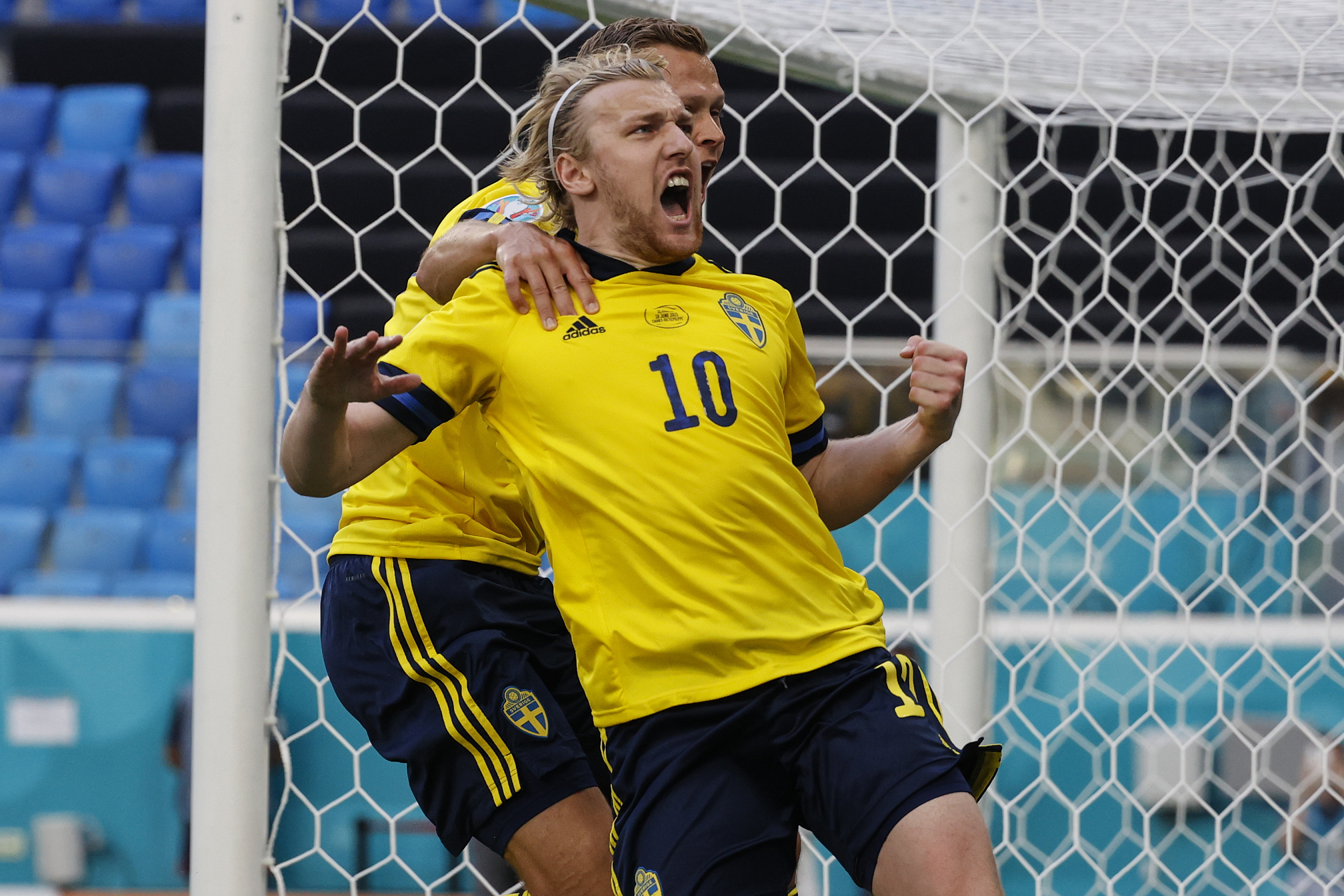 福斯贝里打破瑞典队进球荒。