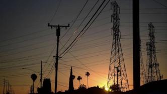美国西南部多地连日遭遇创纪录高温，电力供应紧张