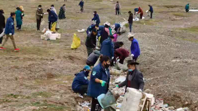 可可西里“垃圾帶”今日清理完畢，玉樹：將建立長效預防機制