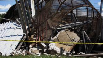 美国华盛顿特区一人行天桥坍塌，至少6人受伤