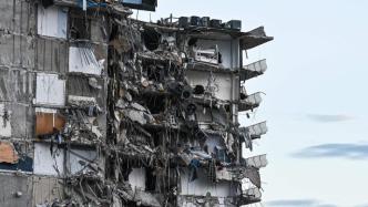 美国佛州坍塌住宅楼周边整体下沉，专家分析事故原因