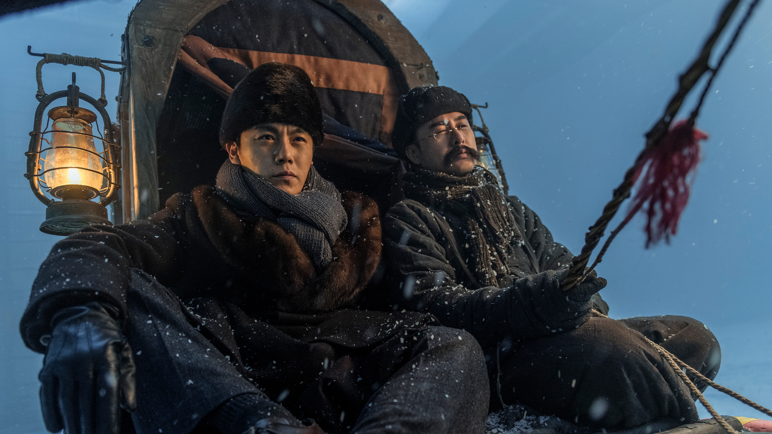 《革命者》剧照,秦昊(左) 饰 陈独秀