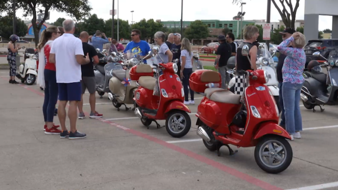 美国得克萨斯州举办摩托车游行
