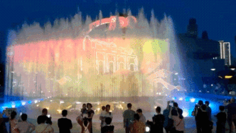视觉盛宴！上海人民广场立体大花坛全新亮灯庆祝建党百年