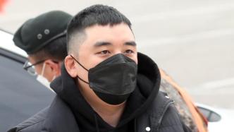韩国艺人胜利涉色情犯罪在韩军事法庭接受终审，检方求刑5年