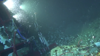 我国“科学”号科考船圆满完成“在海底做实验”的任务