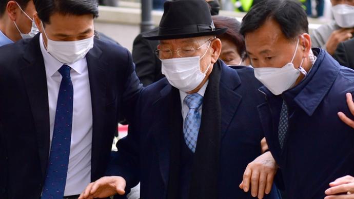 韩媒：韩国前总统全斗焕的家族祖坟地以10多亿韩元被拍卖