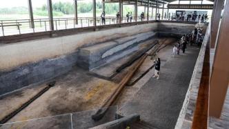 杭州：良渚古城5000年前神秘巨型木构件首次向公众开放